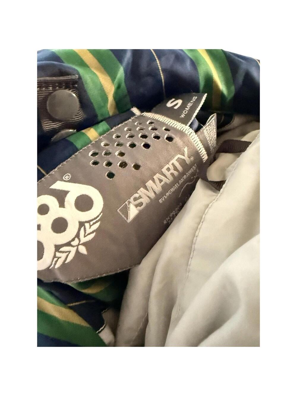 686 Smarty 3-in-1 Plaid Snowboard Jacket Women’s Small Waterproof Winter Jacket - Picture 4 of 4